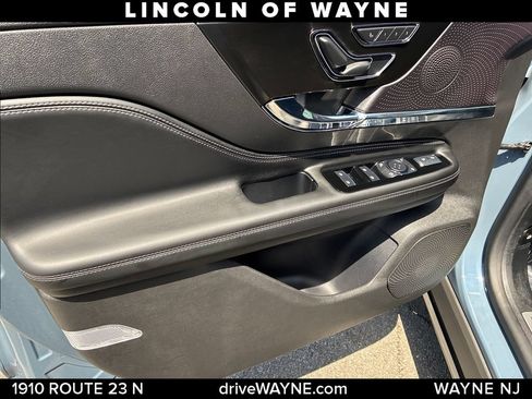 Certified 2024 Lincoln Corsair AWD image 13