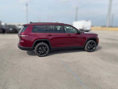 New 2025 Jeep Grand Cherokee L Limited w/ Black Appearance Package image 13