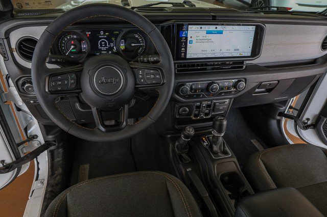 Used 2024 Jeep Wrangler Unlimited w/ Convenience Group AWD/4WD image 22