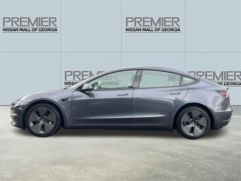 Used 2023 Tesla Model 3 Standard Range RWD image 23