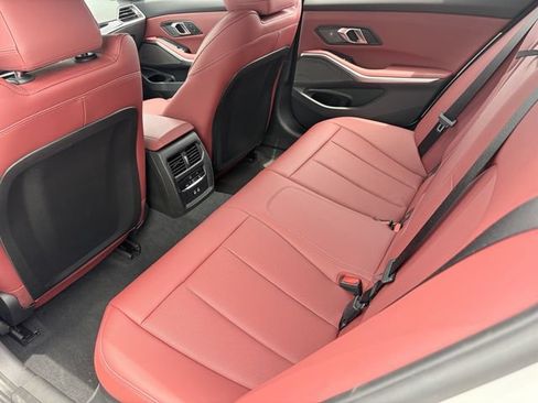 Used 2024 BMW 330i Sedan w/ Premium Package RWD image 17