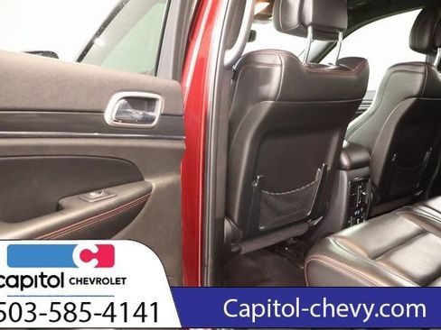 Used 2018 Jeep Grand Cherokee Trailhawk w/ Trailhawk Luxury Group AWD/4WD image 34