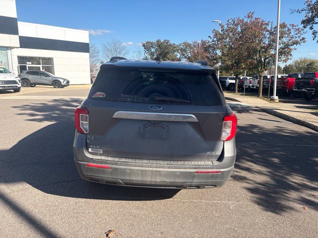 Used 2021 Ford Explorer XLT AWD/4WD image 5