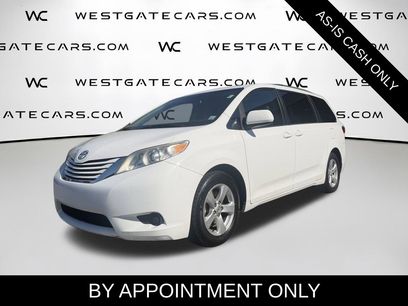 Used 2016 Toyota Sienna LE