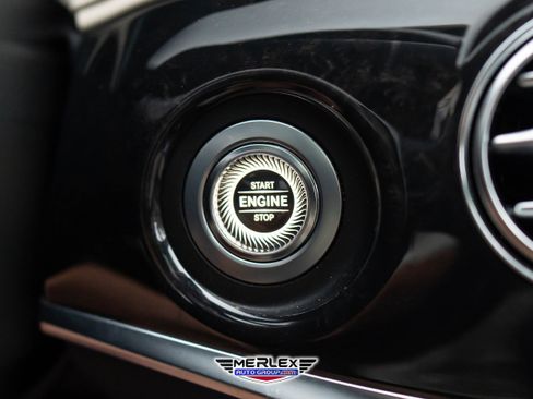 Used 2018 Mercedes-Benz S 560 Sedan image 33