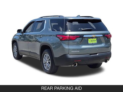 Used 2023 Chevrolet Traverse LT FWD image 7