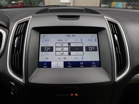 Used 2020 Ford Edge SEL AWD/4WD image 10