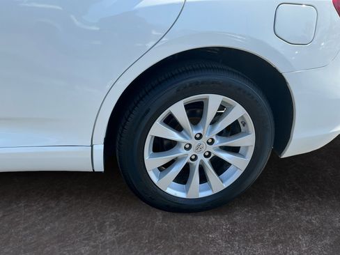 Used 2015 Toyota Venza XLE w/ XLE Premium Package FWD image 9