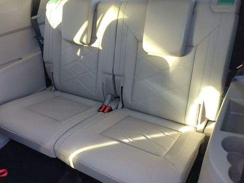 New 2026 Volkswagen Atlas SE image 16