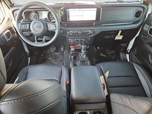 Used 2026 Jeep Wrangler Unlimited Rubicon AWD/4WD image 23