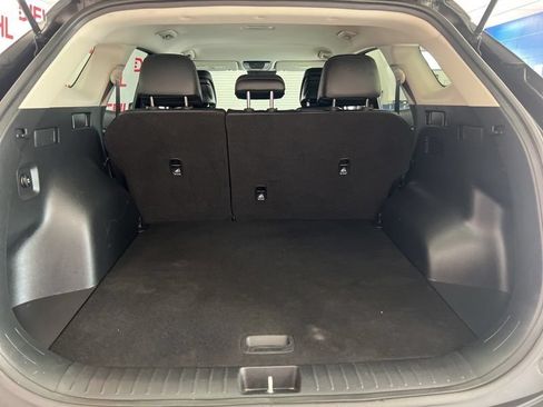 Certified 2023 Kia Sportage EX AWD/4WD image 8