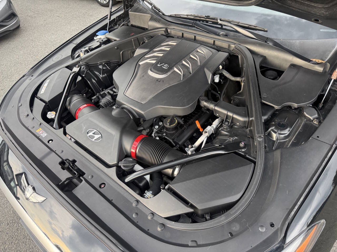 Used 2015 Hyundai Genesis 5.0 RWD image 29