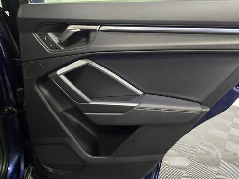 Used 2024 Audi Q3 2.0T Premium Plus image 24