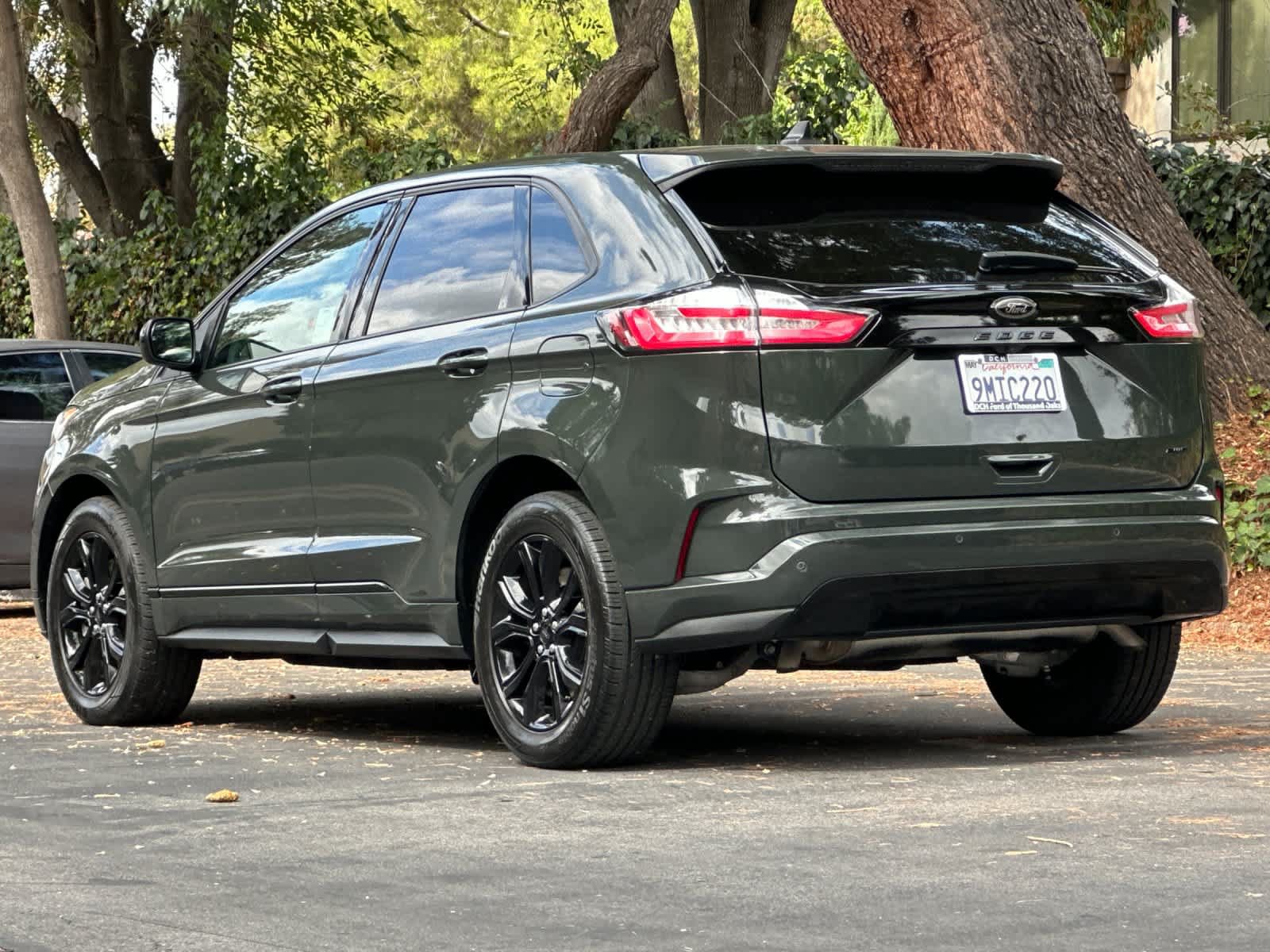 Certified 2024 Ford Edge SE w/ Black Appearance Package AWD/4WD image 6