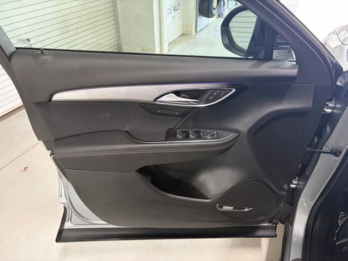 Used 2025 Buick Envision Sport Touring image 10