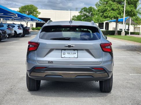 Used 2024 Chevrolet Trax ACTIV w/ Driver Confidence Package FWD image 31