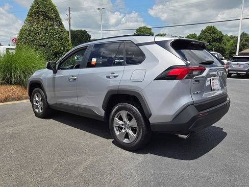 Certified 2025 Toyota RAV4 XLE FWD image 9