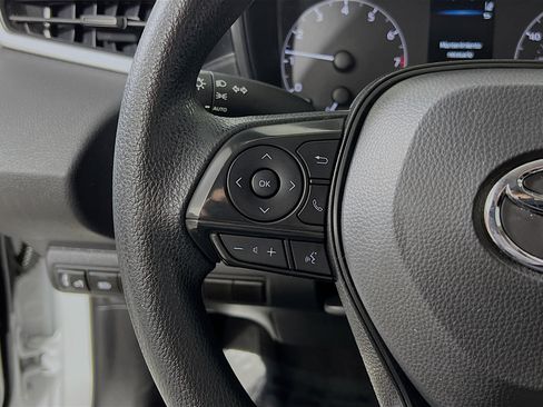 Used 2024 Toyota Corolla LE FWD image 19