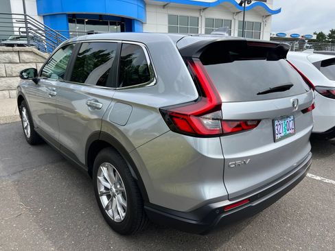 Used 2025 Honda CR-V EX-L image 6