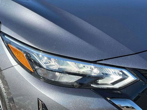 Certified 2025 Nissan Sentra SR w/ SR Premium Package image 10