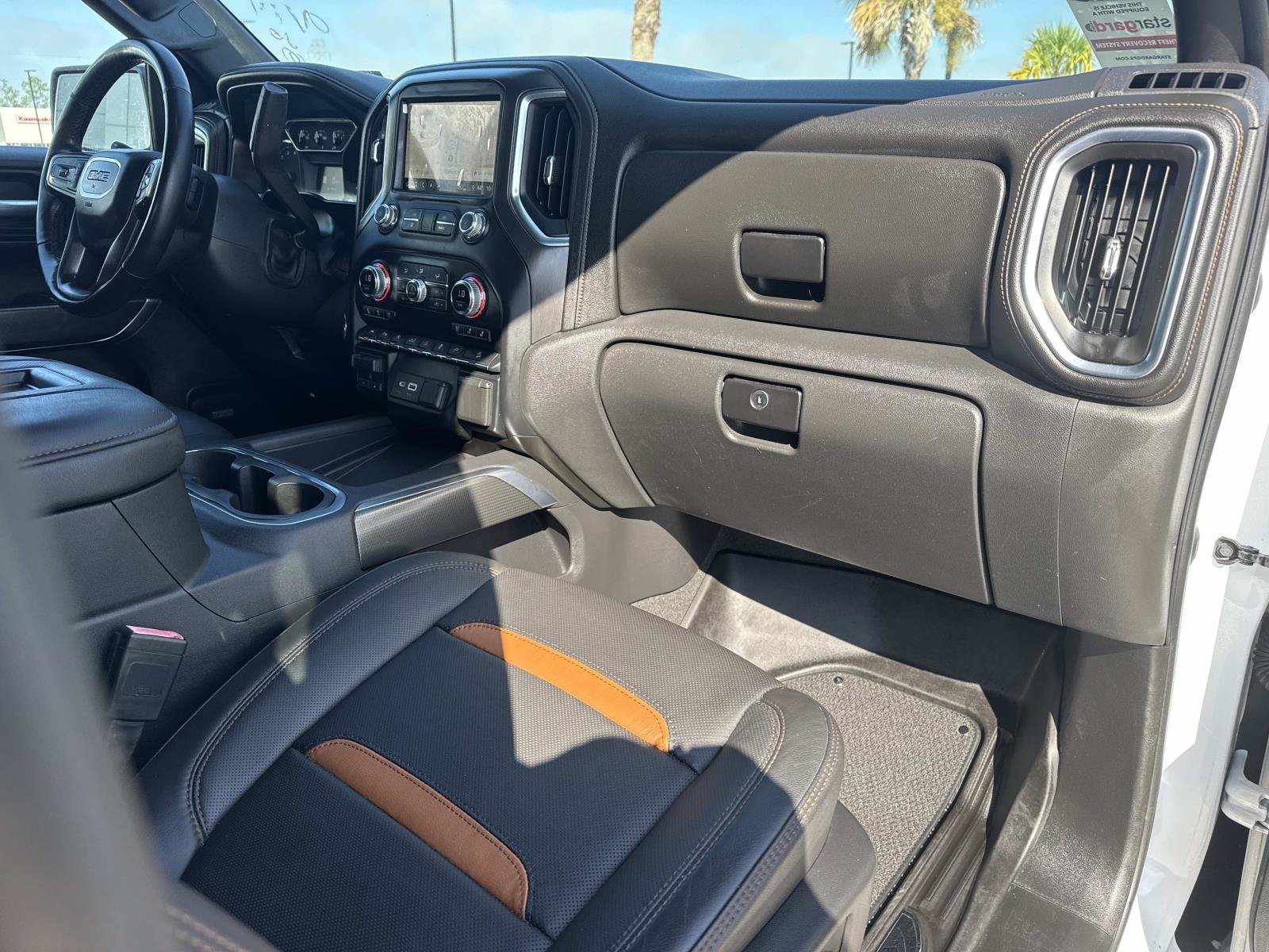 Used 2021 GMC Sierra 1500 AT4 w/ AT4 Premium Package AWD/4WD image 10