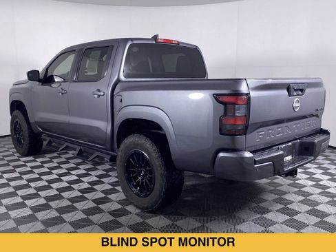 Used 2023 Nissan Frontier SV w/ Midnight Edition Package AWD/4WD image 17