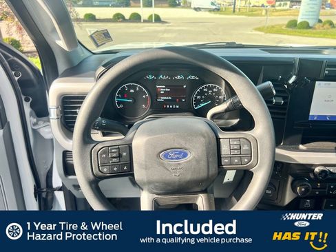 Used 2024 Ford F550 2WD Regular Cab Super Duty image 10