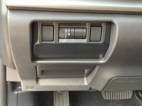 Used 2025 Subaru Impreza 2.0i AWD/4WD image 16
