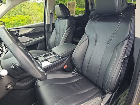 Certified 2024 Acura MDX SH-AWD w/ Technology Package image 15