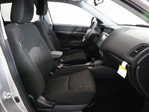 Used 2025 Mitsubishi Outlander Sport ES AWD/4WD image 10