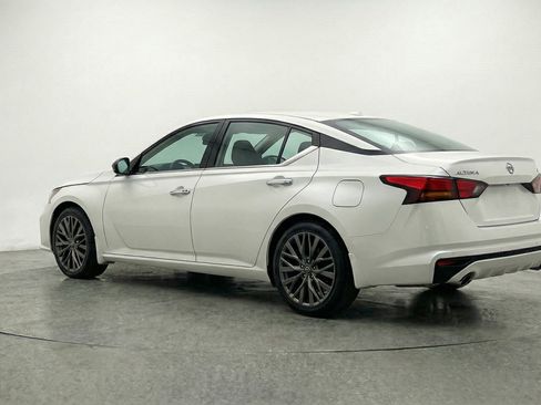 Used 2025 Nissan Altima 2.5 SV image 6