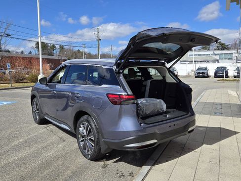 New 2026 INFINITI QX60 Luxe w/ Family Package AWD/4WD image 19