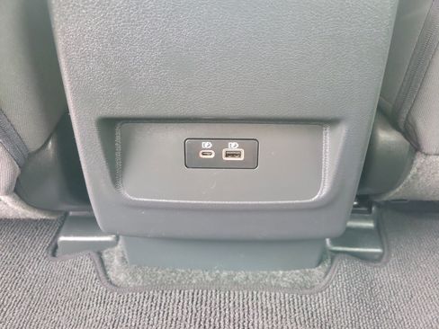 Used 2026 Nissan Frontier SV AWD/4WD image 8