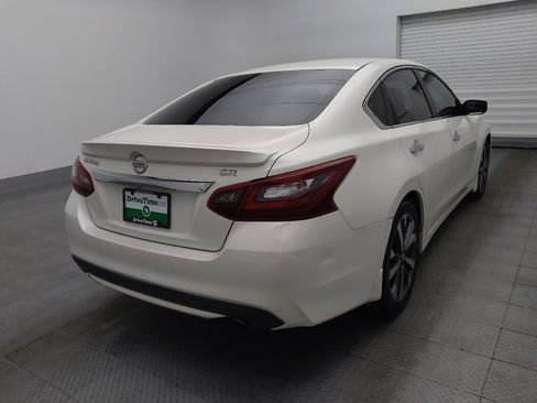 Used 2017 Nissan Altima 2.5 SR image 9