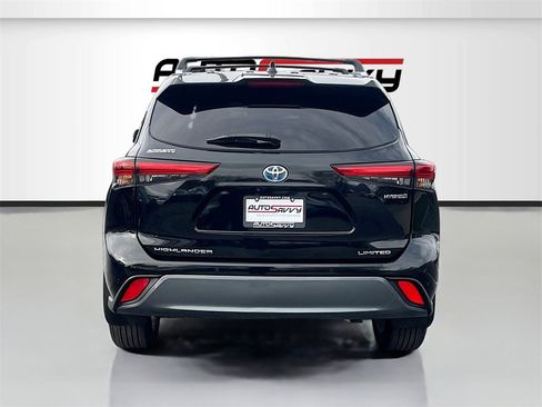 Used 2023 Toyota Highlander Limited image 6