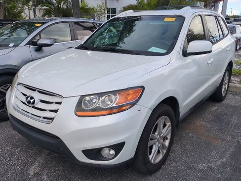 Used 2011 Hyundai Santa Fe SE w/ Premium Pkg 3 FWD image 5