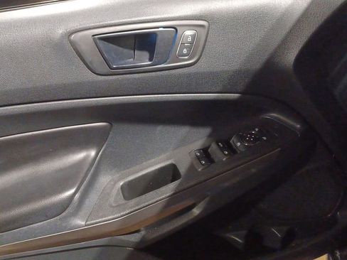 Used 2019 Ford EcoSport SES image 5