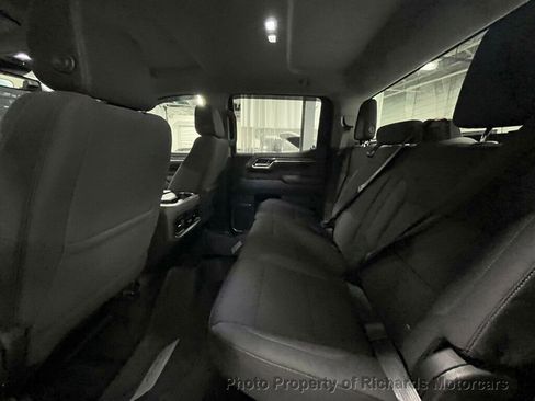 Used 2022 Chevrolet Silverado 1500 RST w/ Max Trailering Package image 17