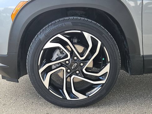 Used 2025 Chevrolet TrailBlazer RS w/ Convenience Package FWD image 24