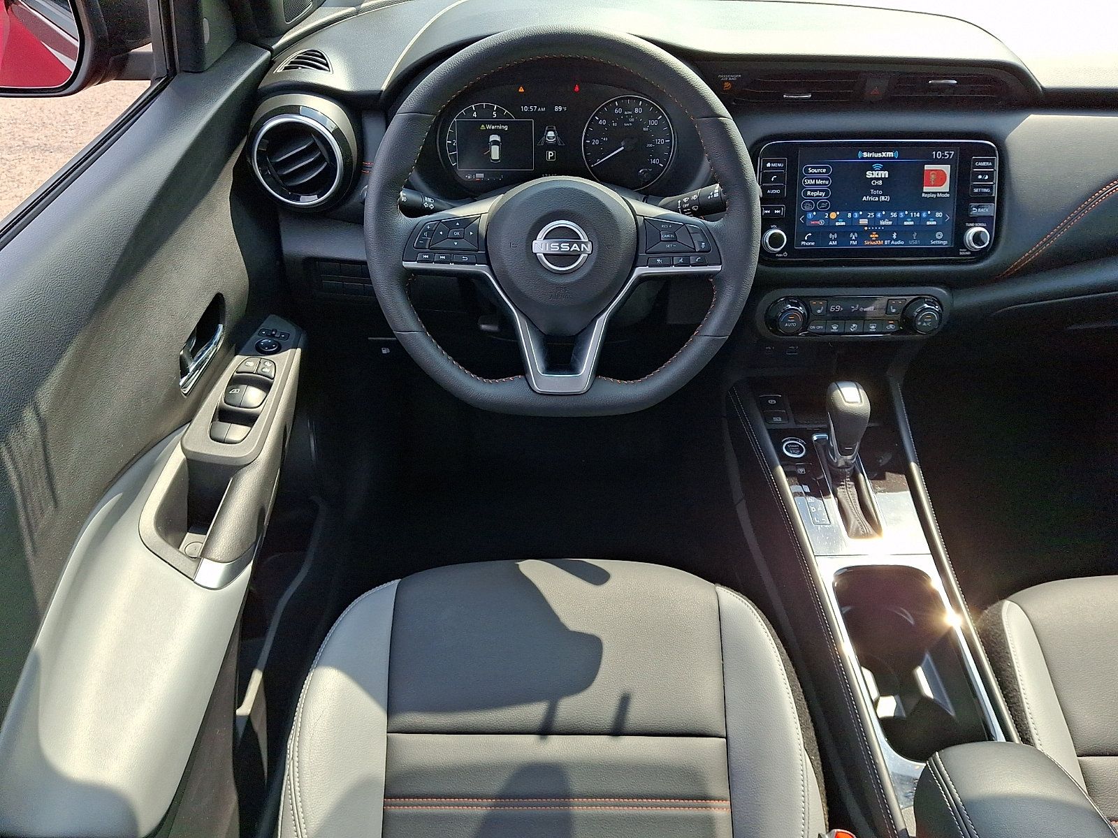 Certified 2023 Nissan Kicks SR w/ SR Premium Package FWD image 14