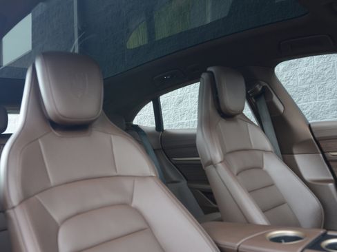 Certified 2025 Porsche Taycan 4 Cross Turismo image 5