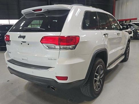Used 2018 Jeep Grand Cherokee Limited AWD/4WD image 11