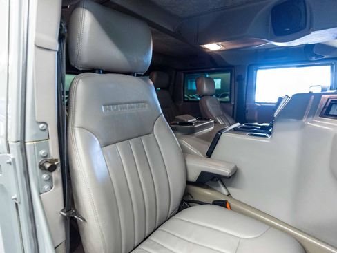 Used 2000 HUMMER H1 4-Door Wagon AWD/4WD image 10