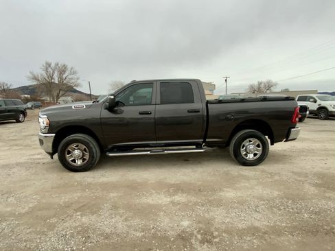 Used 2024 RAM 2500 Tradesman w/ Chrome Appearance Group image 3