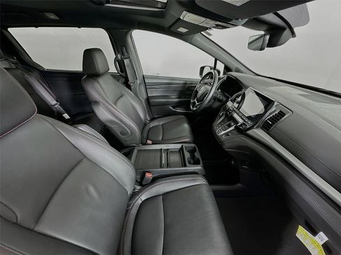 Used 2024 Honda Odyssey Sport image 29
