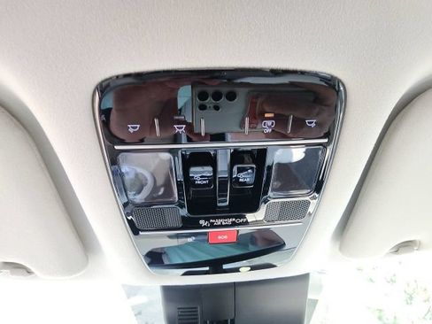 Used 2025 Hyundai Santa Fe Calligraphy FWD image 35