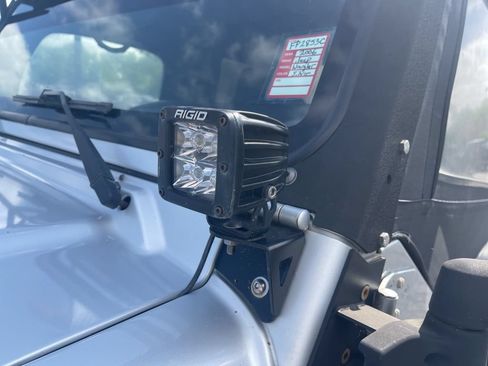 Used 2006 Jeep Wrangler Rubicon AWD/4WD image 13