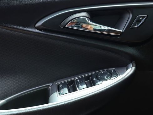 Used 2023 Chevrolet Malibu LT FWD image 37