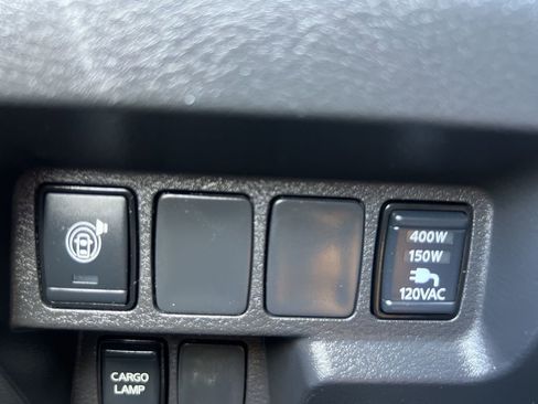 Used 2024 Nissan Frontier SV w/ SV Convenience Package RWD image 62