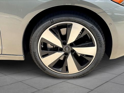 Used 2025 Audi A5 2.0T Premium Plus AWD/4WD image 11